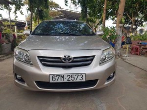 Cần bán 1 xe toyota Altis sx 2010 phiên bản 1.8 G..zin 95%..