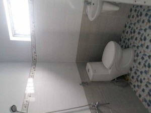 Nhà xây mới 1 trệt 1 lầu 3 PN mt đường nhựa 4m.Lh Tuyết