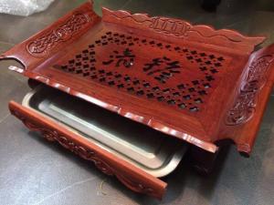 khay trà dạng tai cuốn gỗ hương
