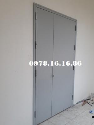 Cửa Chì Cản Xạ