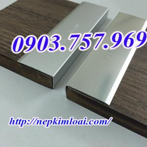 Nẹp ốp góc