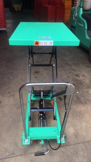 Xe nâng mặt bàn - Xe nâng cây cảnh
