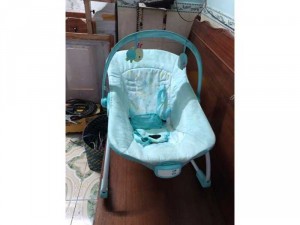 Ghế rung mastela co nhac- có bập bênh cho bé