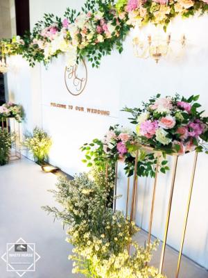 Backdrop cẩm thạch - Trang trí nhà hàng