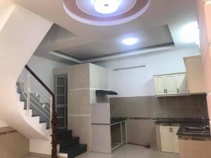 Bán nhà đi Mỹ MT Trường Sa Q.3, dt 50m2, 4T
