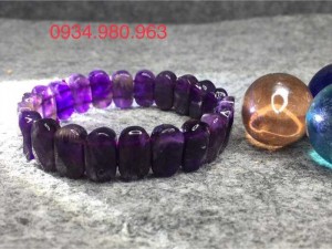 Vòng tay đá thạch anh tím