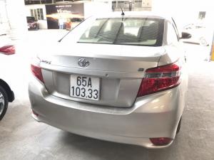 Bán Toyota Vios E 1.5MT màu vàng cát số sàn sản xuất cuối 2016 mẫu mới máy trắng