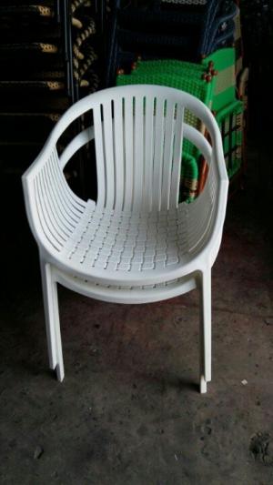 Bàn ghế nhựa giá rẻ tại xưởng sản xuất HGH 849