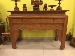 Bàn thờ gỗ gỏ đỏ chạm sen