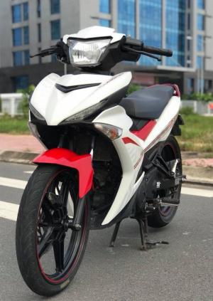 Bán xe Yamaha Exciter 150 màu trắng đỏ tuyệt đẹp. Xe mới