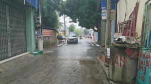 bán gấp nhà trong ngõ gỉải phóng ô tô đỗ của