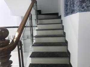 Bán nhà sổ hồng riêng phường Thới An, Quận 12 đúc một trệt, hai lầu