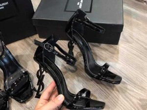 Sandal ysl
