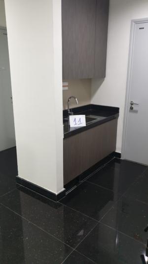 Tủ pantry tại văn phòng làm việc