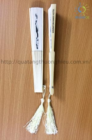Quạt lụa nan tre