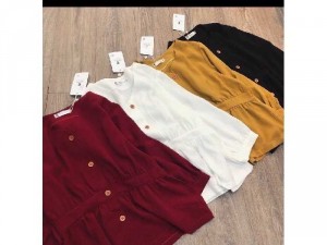 Áo peplum tay phồng