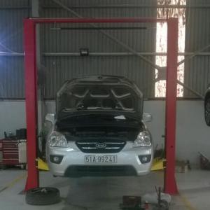 Bán Cầu nâng 2 trụ kiểu cổng GaoChang(TQ),mới 100%, giá rẻ.
