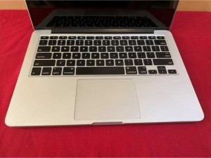 Macbook Pro 13 Retina 2013 i5/4g/128g nguyên zin