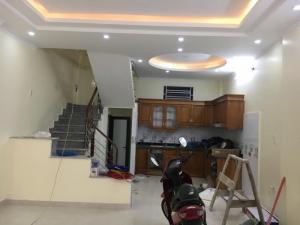 Bán nhà 3 tầng độc lập xây mới đường Phương Lưu