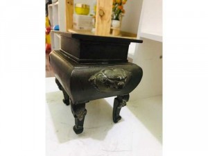 Nai đồng 100tuổi nặng 2kg gạt tàn thuốc thời xưa.Lư hương đồng 100tuoi nặng 1.5kg ai thích ib cho e nhoa