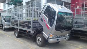 Xe tải 2t4 thùng bạt động cơ ISUZU thùng 4.4m lấy xe ngay