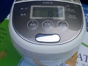 Nồi cơm ih tiger 1l ap suât hai bi 2013