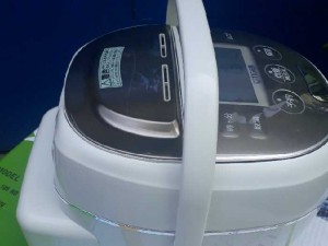 Nồi cơm ih tiger 1l ap suât hai bi 2013