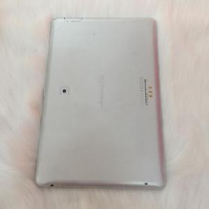 Fujitsu Arrows Tab F-02f