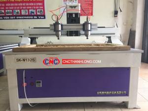 Máy cnc 1325 2 đầu đục tranh gỗ, tượng, vách ngăn