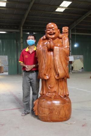 Tượng Di Lạc Chúc Phúc Gỗ Hương Cao 1m76.