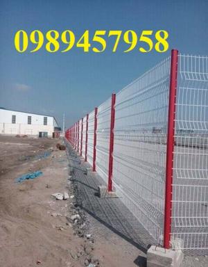 Sản xuất Hàng rào bẻ tam giác 2 đầu phi 4, phi 5 ô 50x100, 50x150, 50x200