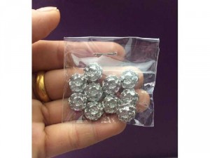 Cham phụ kiện màu bạc 5