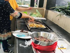 Chuẩn bị bò nướng BBQ tại nhà