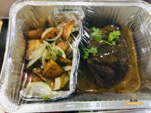 thịt bò sốt vang
