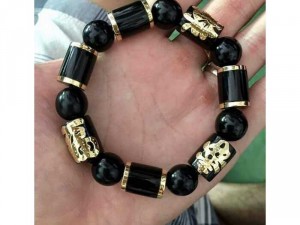 Vòng tay san hô biển 100%