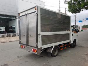 XE TẢI HYUNDAI 1.5 TẤN THÙNG KÍN CÁNH DƠI