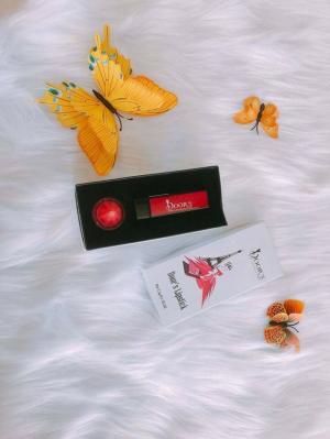 Tặng kèm mặt nạ dưỡng môi