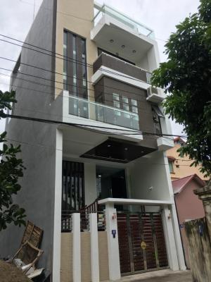 Bán Nhà 89.1m2, đường Tôn Đản, Quận 4.