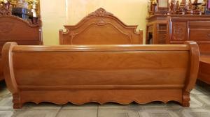Giường ngủ kiểu thuyền sang trọng