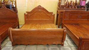 Giường ngủ kiểu thuyền sang trọng tại Mỹ tho