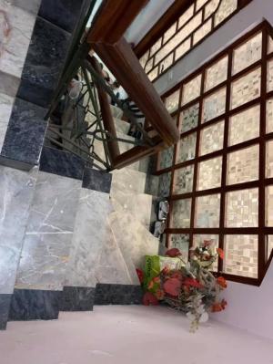 Khách sạn 3 sao thang máy phố VIP Trần Duy Hưng, Cầu Giấy