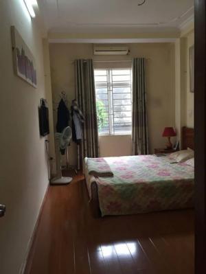 Bán nhà 35m2 ngõ 143 Nguyễn Chính, ngõ thông, xe 3 gác tránh nhau