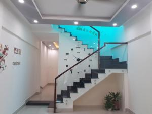 Nhà mới 5 Tầng 5 Phòng Dương Quảng hàm Gò Vấp