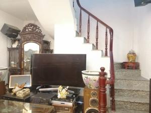 Nhà đẹp Tân Mai -Hoàng Mai 67m2x6T, nhà mới đẹp, ở ngay, oto đỗ cửa