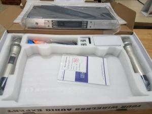 Micro không dây cầm tay CAVS 2000SEII giá rẻ