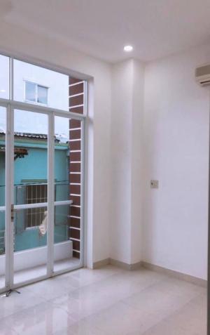 Bán nhà ngay trung tâm thành phố đường Cô Bắc Nha Trang, nhà còn mới nguyên