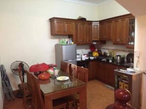 Bán gấp nhà Đặng Văn Ngữ 40m2*4 tầng, MT 4m