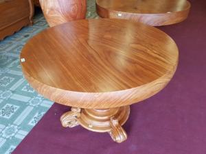 Bàn tròn nguyên tấm gỗ xịn