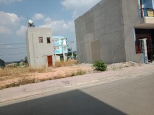 Kẹt tiền bán 70m2, công chứng sang tên ngay, đường bùi thị xuân Dĩ An