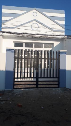 Kẹt tiền, nhà chính chủ ngay cầu mồng gà DTSD 65m2, 1 lầu, SHr
